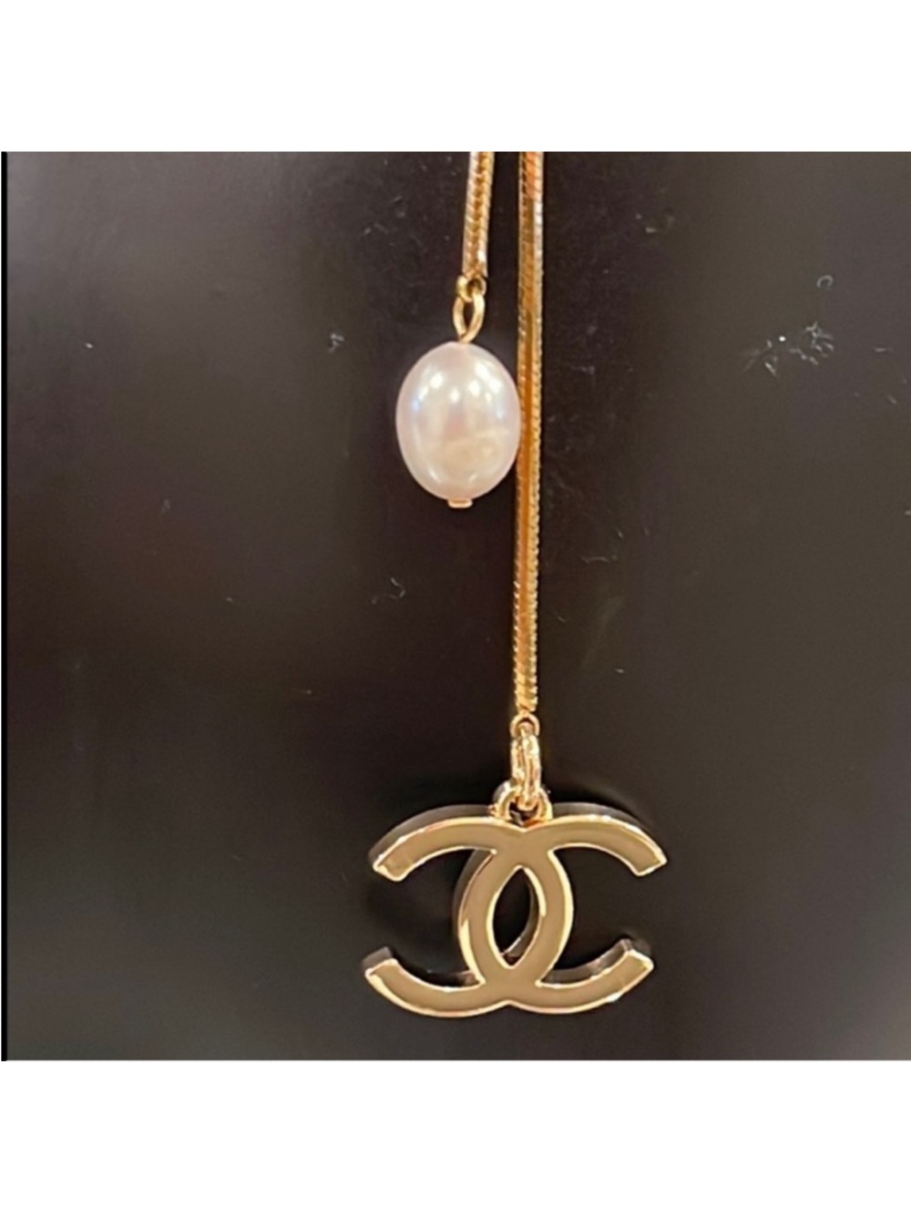 Chanel Pearl Drop Lariat Necklace with Interlocking Logo Charm - Picture 2 of 8